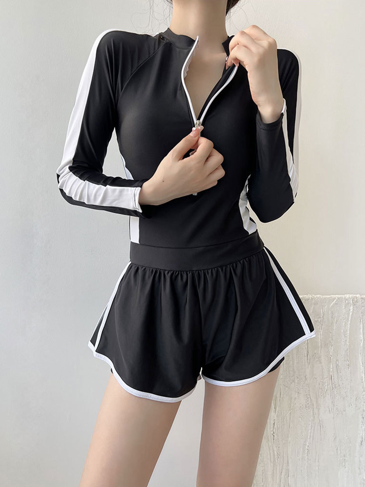 trajes de baño de baño para mujeres de agua caliente 2024 nuevo estilo explosivo delgado abdomen conservador deportes profesionales trajes de baño de ángulo plano para mujeres