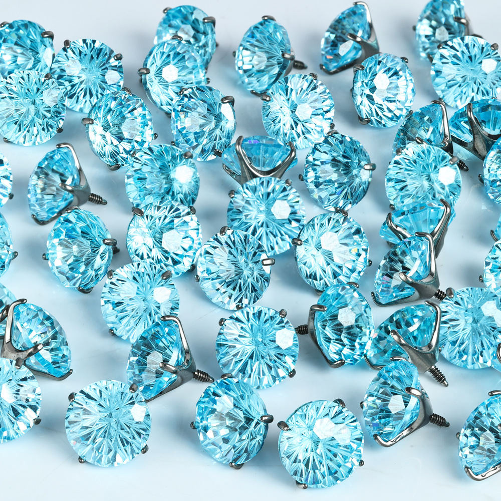 Pointed titanium steel lip stud product view