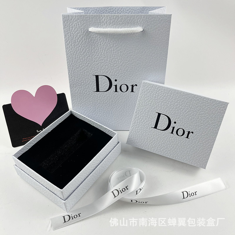 Caja de lápiz labial de gran nombre Y caja de regalo de oro pequeño verde caja de embalaje antigua bolsa de regalo Ama labio CH bolsa de regalo H caja de regalo