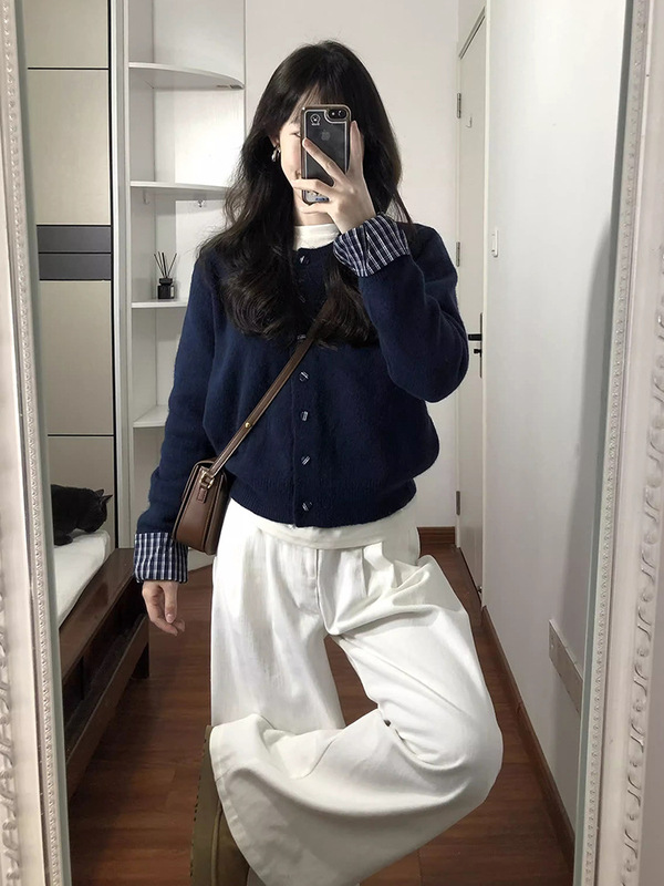 假两件藏蓝色针织开衫毛衣女春秋季新款韩系慵懒风松弛感短款上衣|undefined