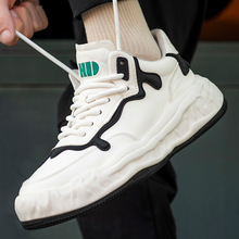 春秋季潮牌男鞋厚底小白鞋低帮白鞋子男款运动休闲溶解板鞋