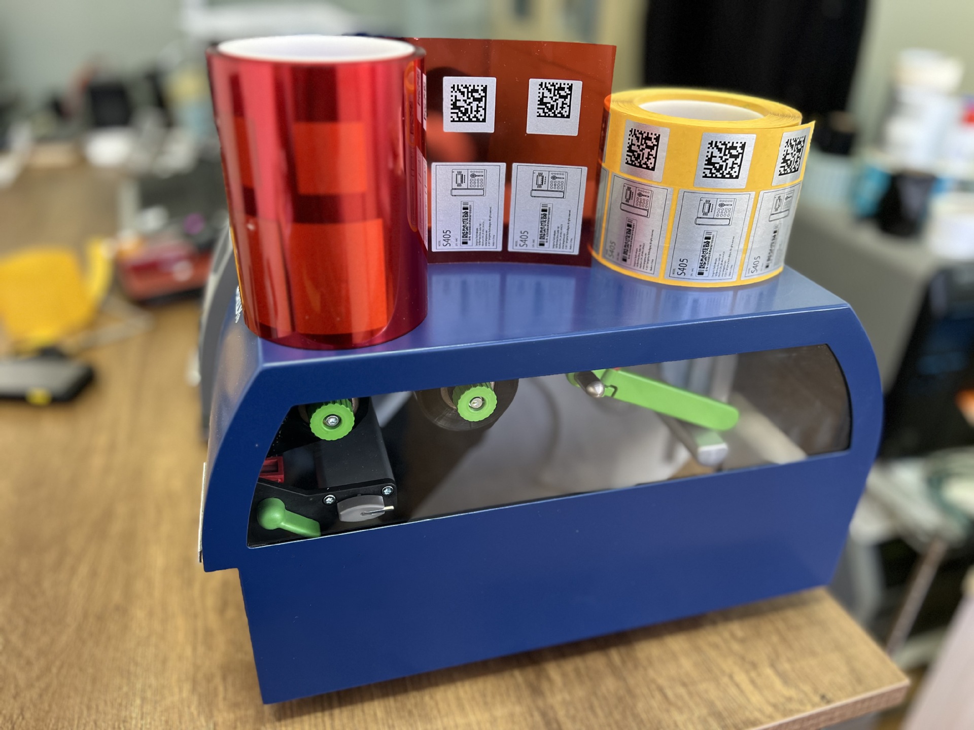 3M电气合格证铭版3M 3.3MIL厚度耐久性铭版3M哑银聚酯铭版