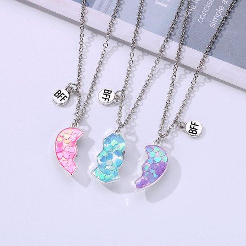 Cross-border hot selling best friends three best friends children's necklace alloy sequins love pendant magnet stone necklace set