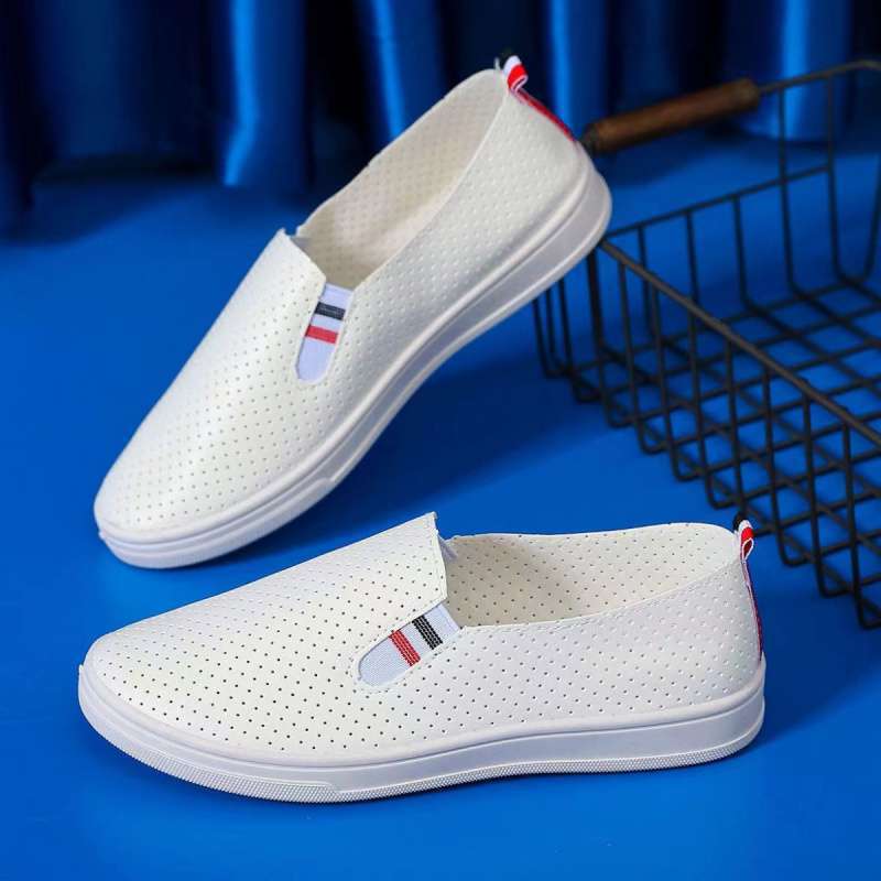 하얀 피부 구멍