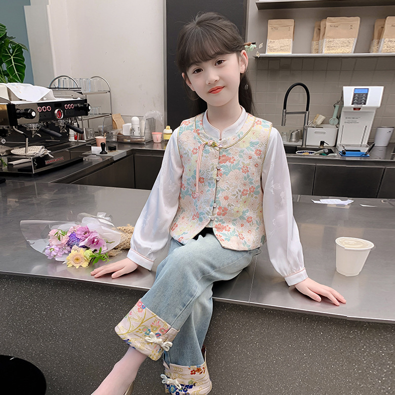女童汉服2025新款儿童洋气国风中式套装甜美印花女宝古风三件套潮|undefined