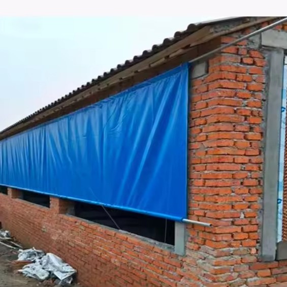 Sun protection and waterproof farm roller blinds for pigs