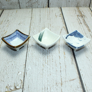 �����ձ�ʽ�����մɲ;�����С�˵�С����������չʾǰ�˵������P