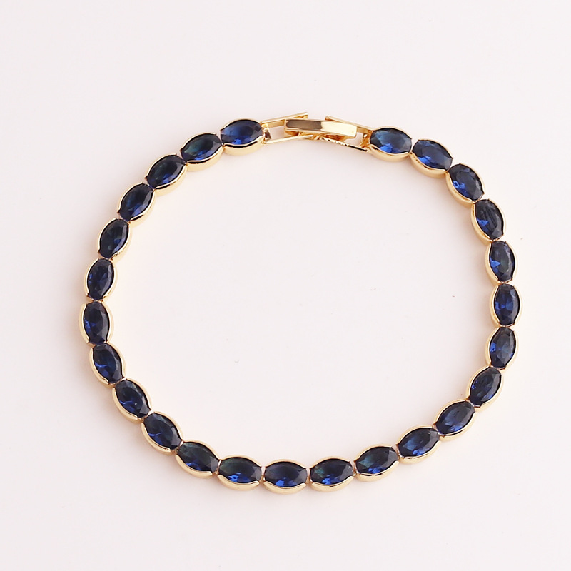 Retro Oval Copper Gold Plated Inlaid Zircon Bracelets 1 Piece