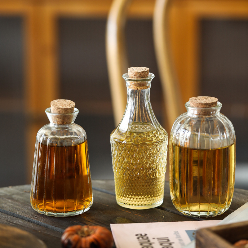 亚马逊小号透明玻璃瓶酒柜装饰品红酒洋酒分装空瓶带木塞现货批发