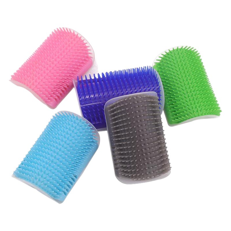 Nueva esquina mascota cepillo de pelo peine gato esquina picazón cepillo de masaje suministros para mascotas en stock al por mayor