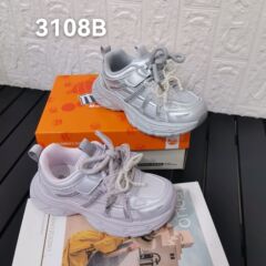 木木小熊童鞋女孩百搭皮面运动2025春秋新款儿童休闲跑步鞋3018B