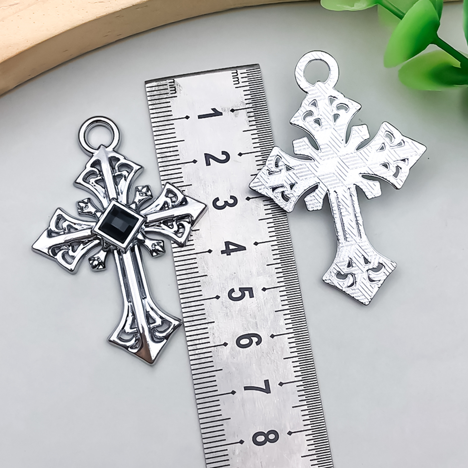 1 white k punk hip hop black diamond hollow cross 55x38mm-8.7g-22361