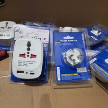 欧规16A 双USB转换插头万用转英规转换插头823E转换插头