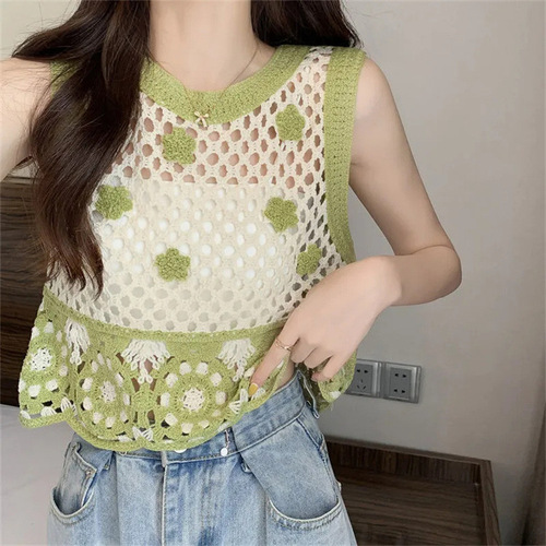 High-waisted short vest suspender new design niche outer wear inner hollow top embroidered women's clothing