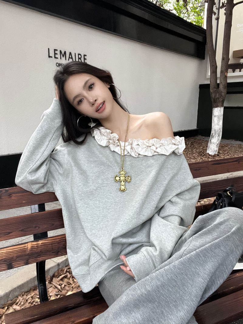 1.0-150kg Extra Large Size Design Lace Off-Shoulder Sweatshirt for Fat Women Early Spring Gray Long-Sleeved Chic Top Ins