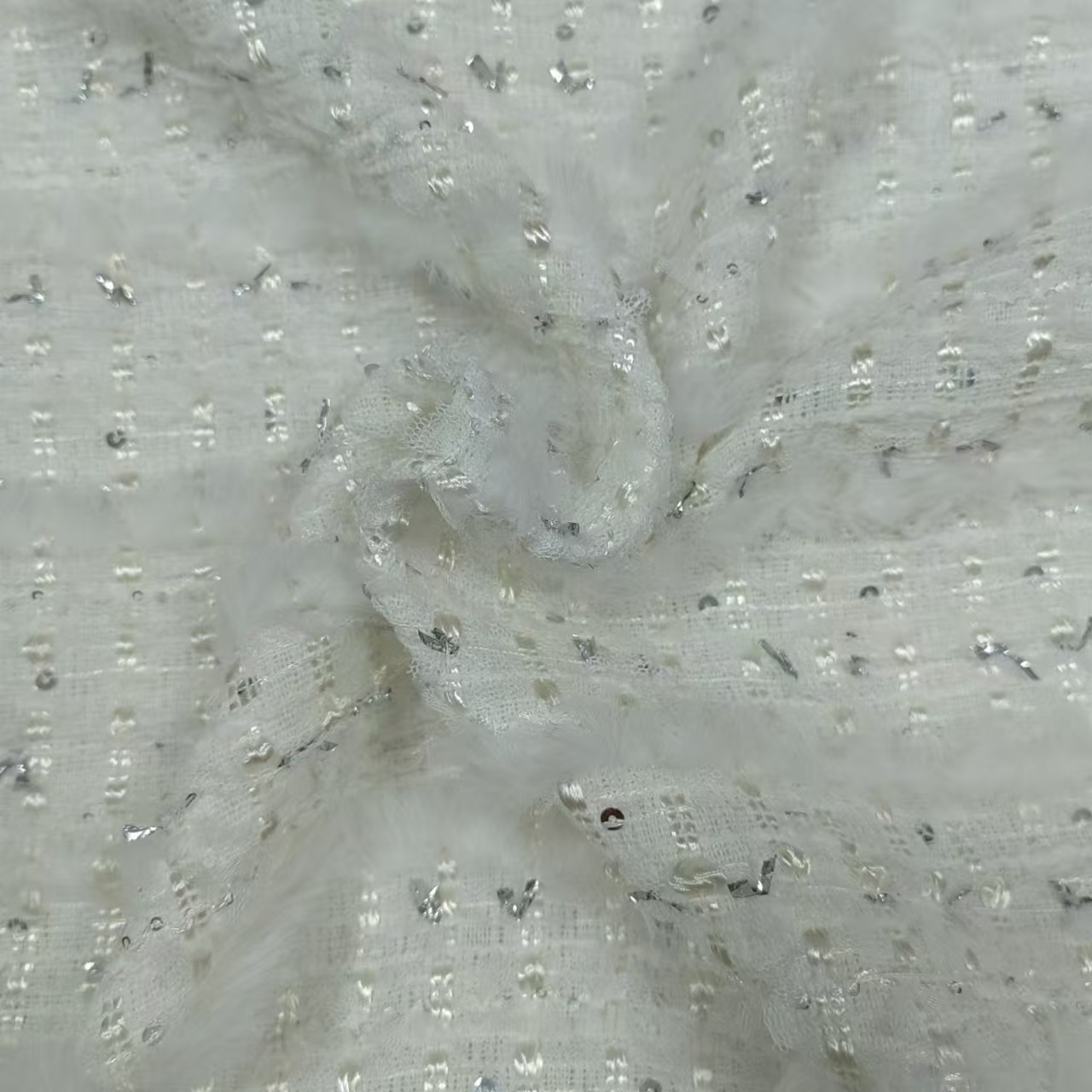 Punto de fábrica, diseño de hilo de plumas, nudo de plata, lentejuelas, borlas, tela de abrigo de fragancia pequeña, nuevo tweed francés