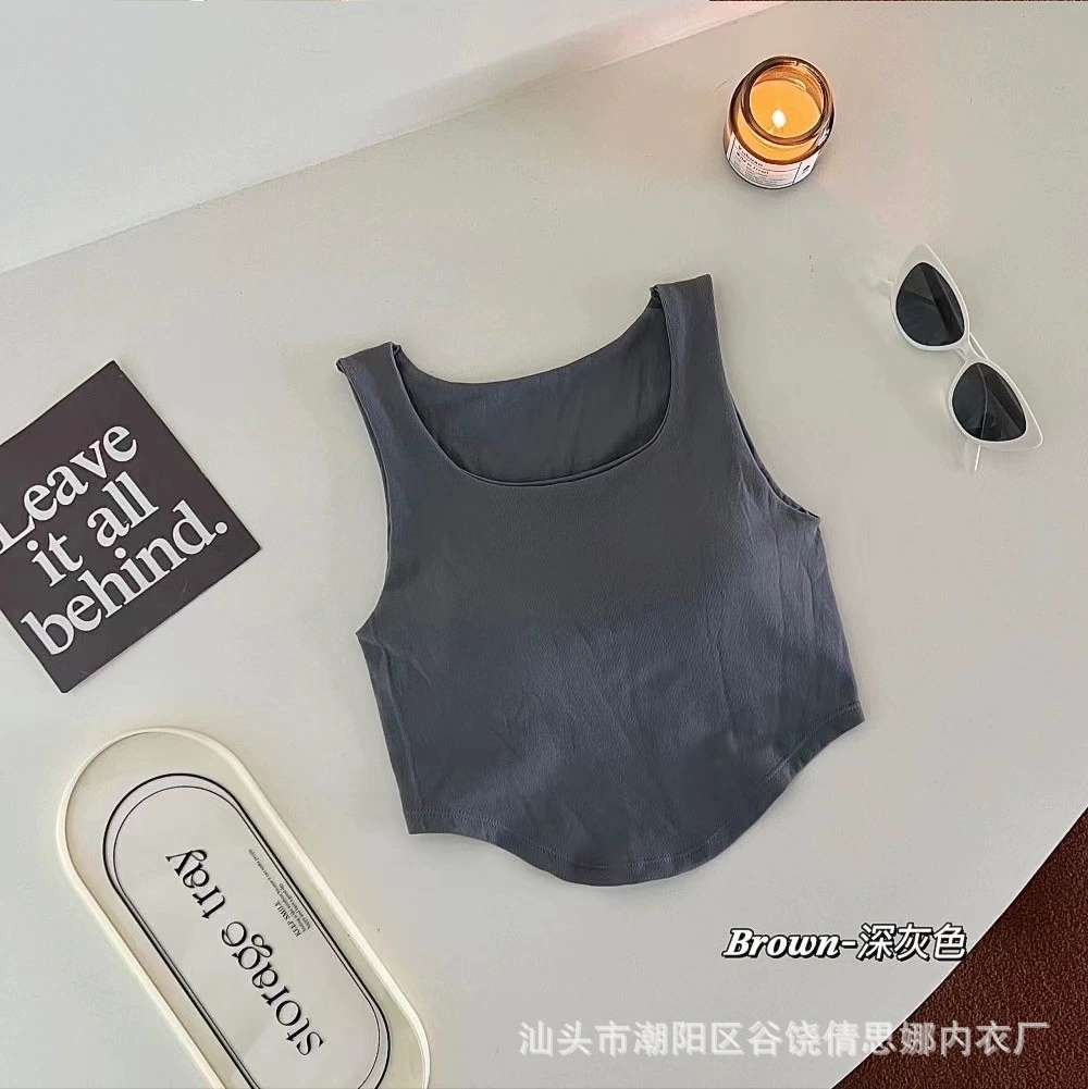 Short base body-friendly top with cups sleevless, with sleeve, city style