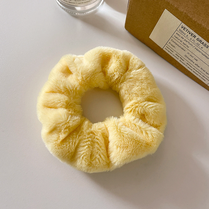 11#Amarillo - unos 10 cm