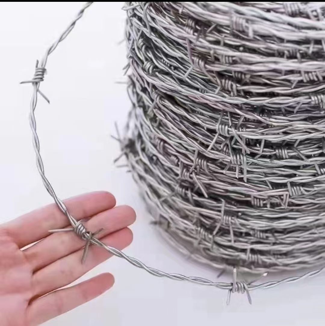 Cuerda de púas de tribulus de hierro, huerta de cerco antirrobo, cerca de cría, malla de alambre de púas, alambre de púas galvanizado en caliente, cuerda de púas de doble hebras