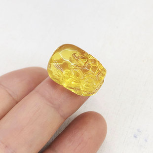 Tang Yuan Jewelry Gold Amber Pixiu Carving Accessories DIY Natural Beeswax Small Pendant Jinper Lucky Pixiu Pendant