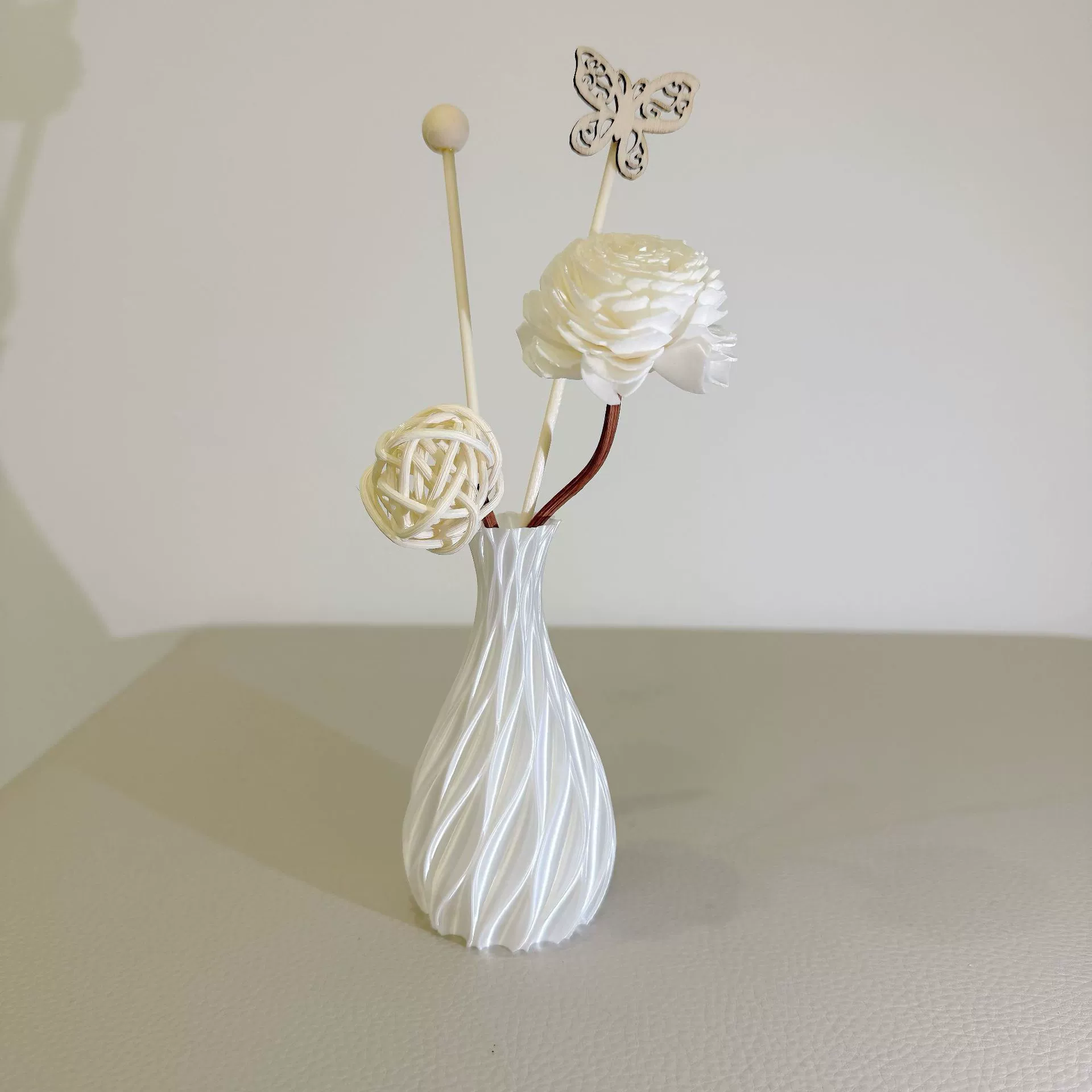 Ваза (Youlin) скрученная абстрактная 3D-печатная, северный легкий люкс, разные размеры и цвета