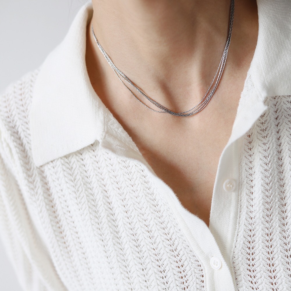 1 Piece Quantity Holiday, Daily Occasion Lady Solid Color Titanium Steel Plating Layered Necklaces