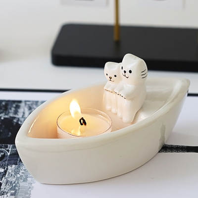 Cross-border Boat Type Aromatherapy Candle Cup Cute Couple Cat Wax Baking Hand Candlestick Holiday Atmosphere Light Ornament Candlestick