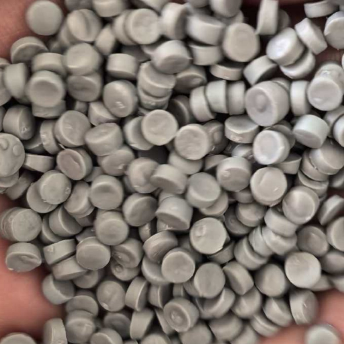 Trex Outdoor塑木专用灰色HDPE再生颗粒 抗UV保色 100%可回收材料