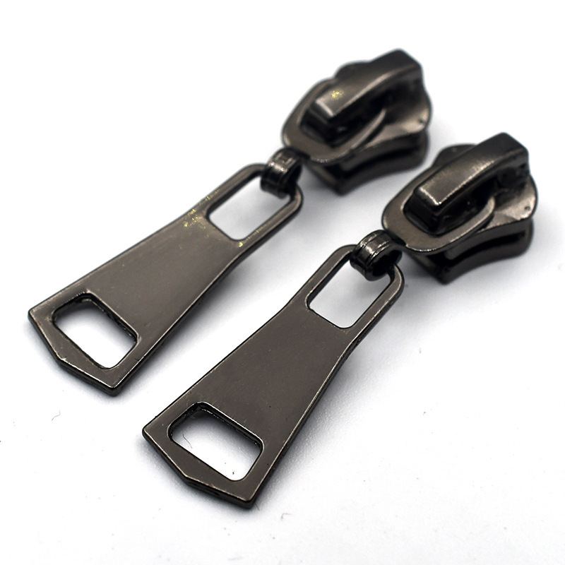 プルヘッド No.3、No.5、No.8、No.10/15/20 樹脂ジッパー用厚みのある大型金属プルヘッド黒ジッパーヘッド|undefined