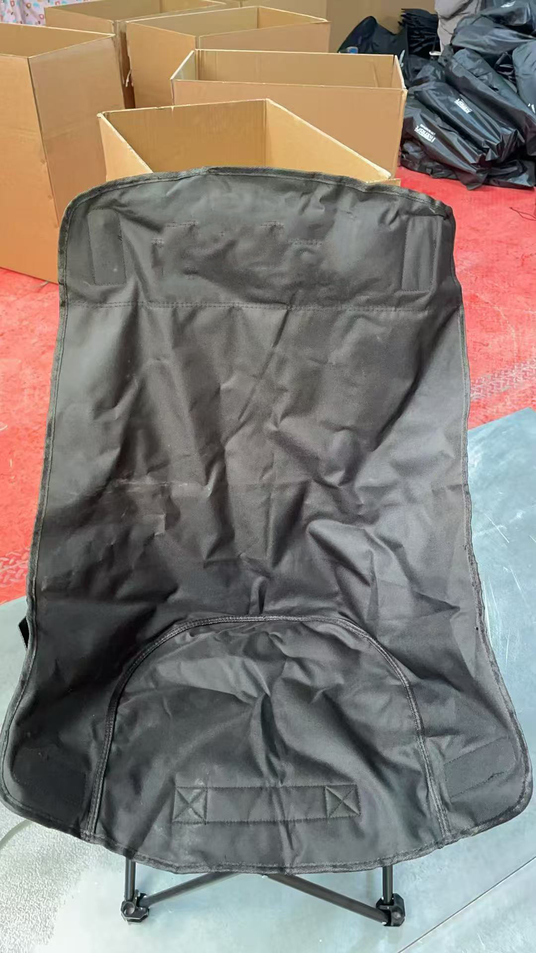 탑스티치 하이백 문체어 블랙