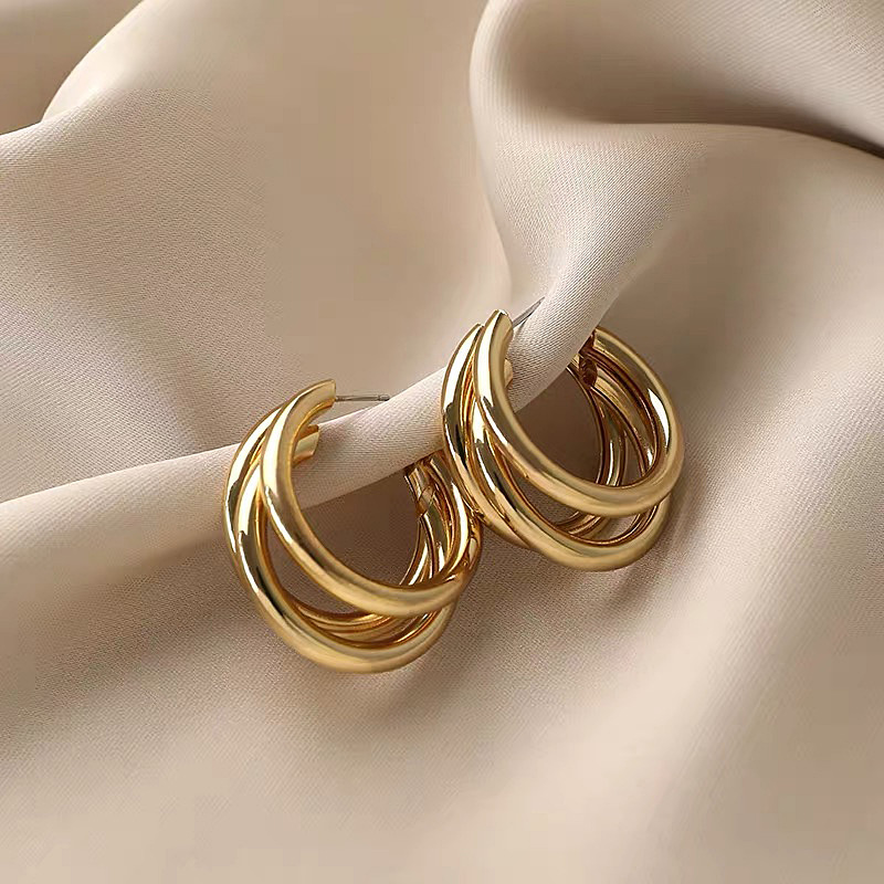 European and American trendy earrings, n...