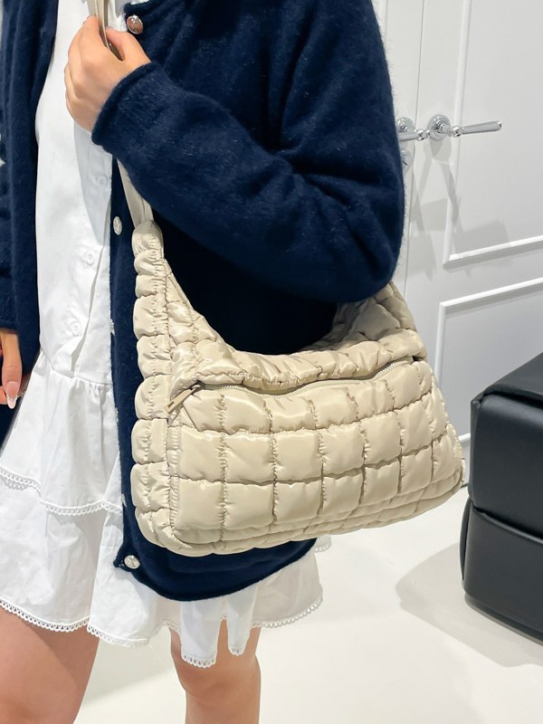 Bolsos de nubes plegados transfronterizos para mujeres 2025 nueva moda coreana diaria versátil bolso de hombro casual