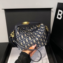 Q羳rІμб߼ϻССOӋٴӰ