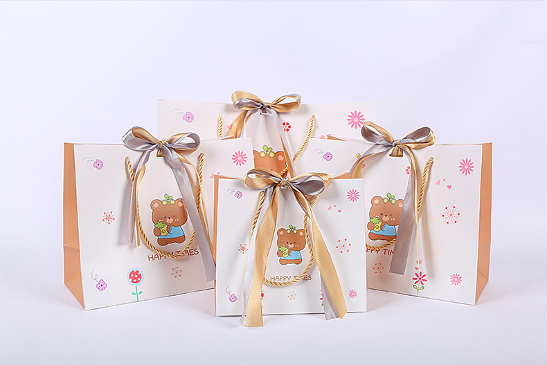 卡通小熊送礼包装袋_17.jpg