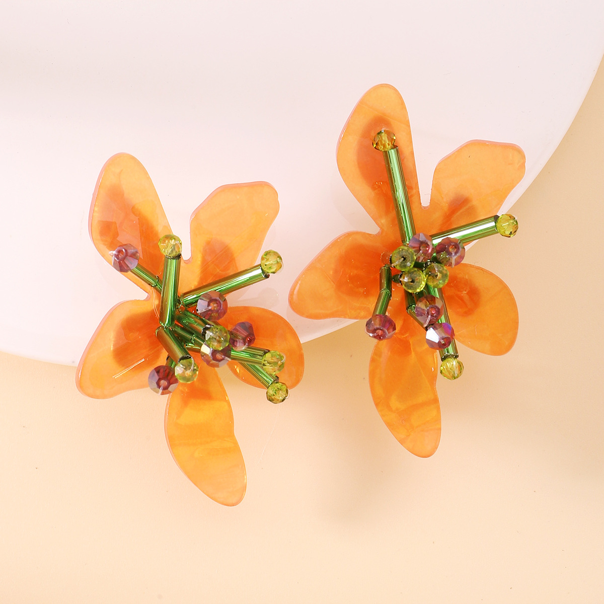 Golden Plated Plating Material Fashion Flower Plastic Beaded Women's Ear Studs 1 Pair