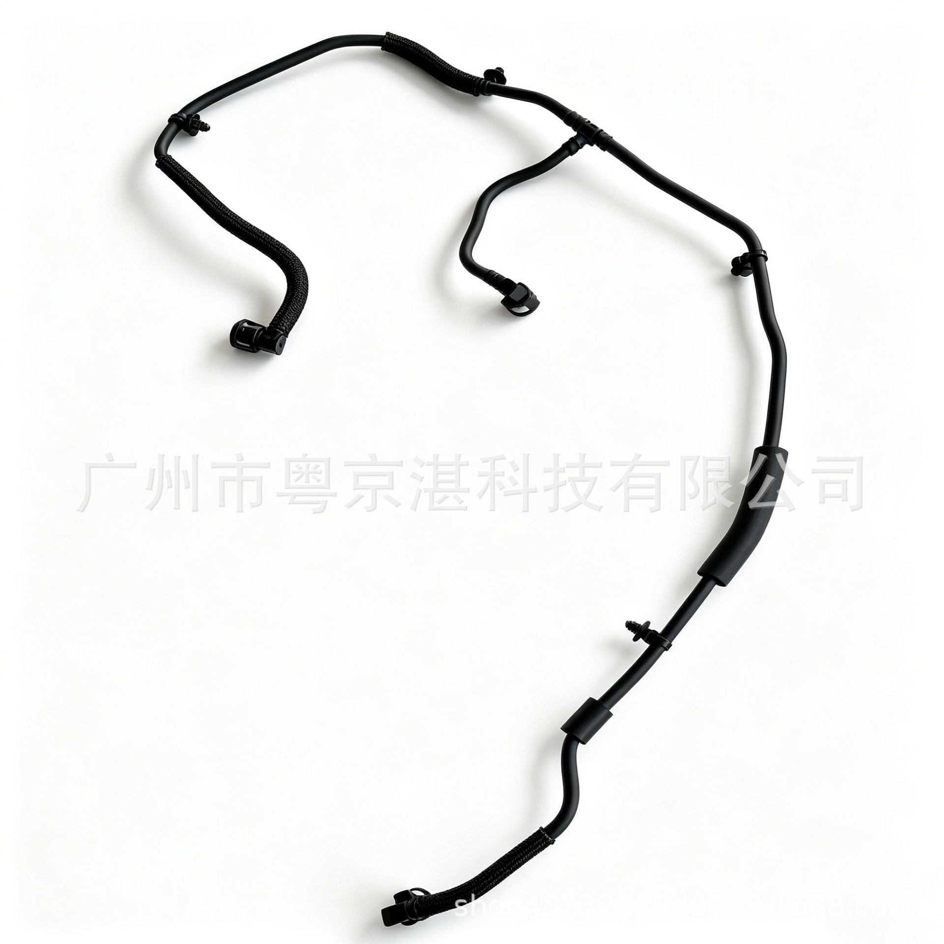 LR140897 LR185774 cooling hose is suitable for Land Rover Range Rover Velar 2021-2023