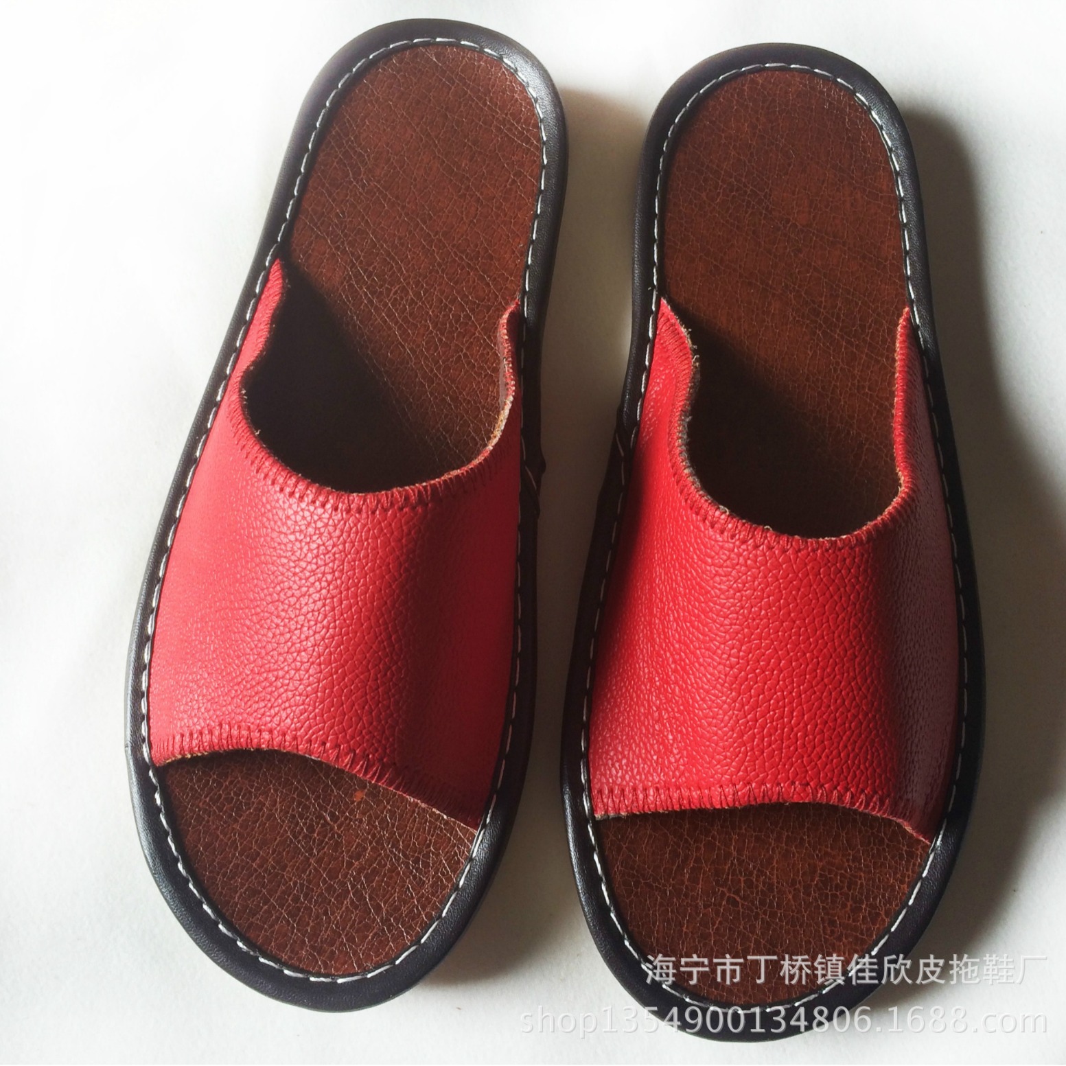 fashionable leather non-slip mule