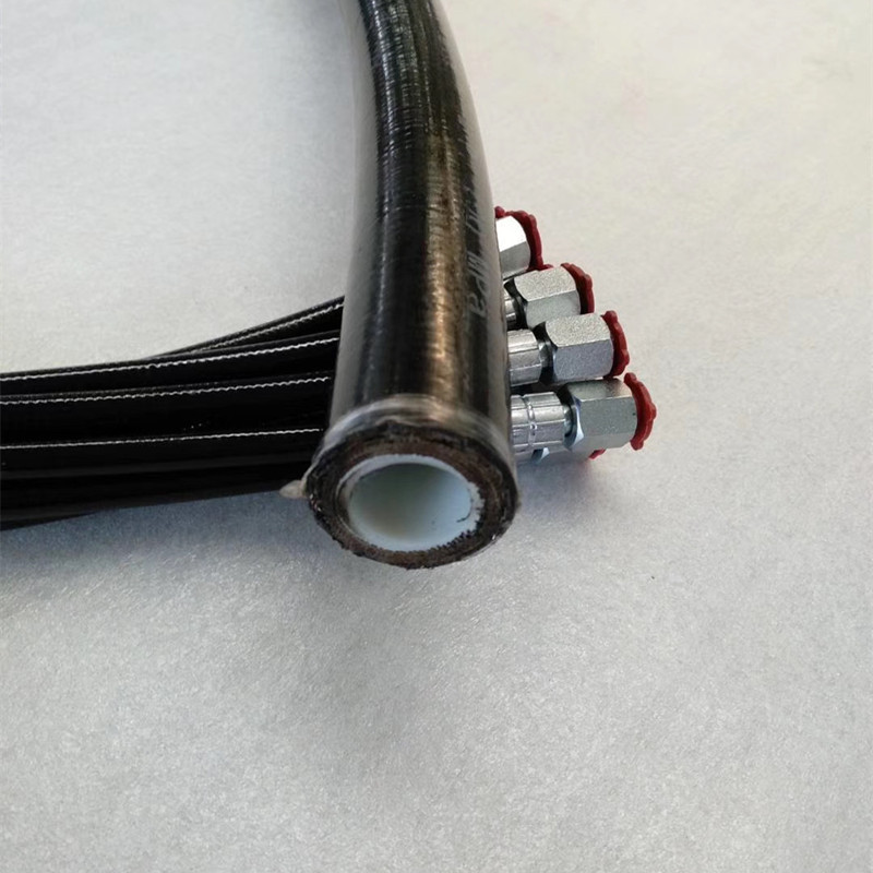 举升驾驶室用高压树脂油管 尼龙纤维高压树脂管总成 喷涂管厂家