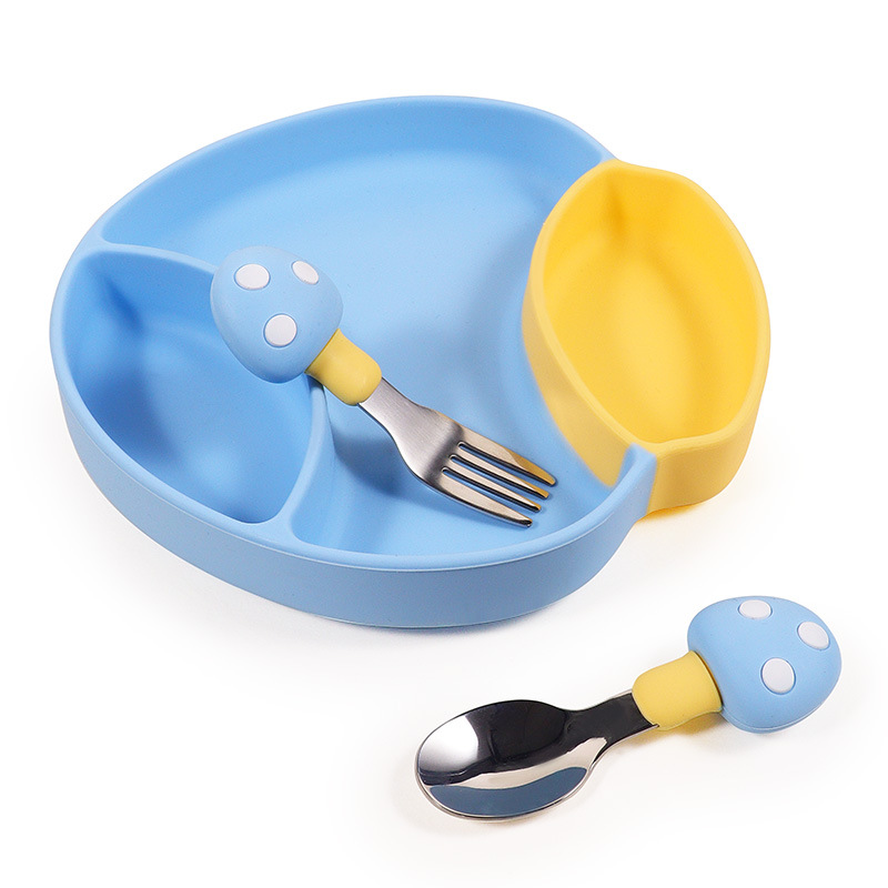(New Product Direct) Two-color mushroom silicone dinner plate fork spoon Infant and child integrated food supplement bowl suction cup bowl