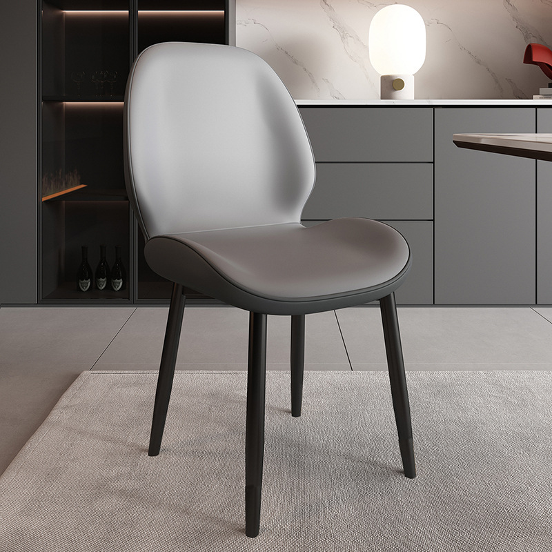 Silla mariposa gris claro cuero gris-carbono negro piernas-Bolso suave de madera