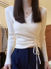 领针织衫女长袖上衣2025新款春秋白色内搭打底衫设计感短款毛衣