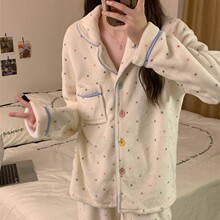 ��Ů������ɫ�A�cɺ���q˯��Ů�����L��Ӻ�ů���m�q�Ҿӷ����b