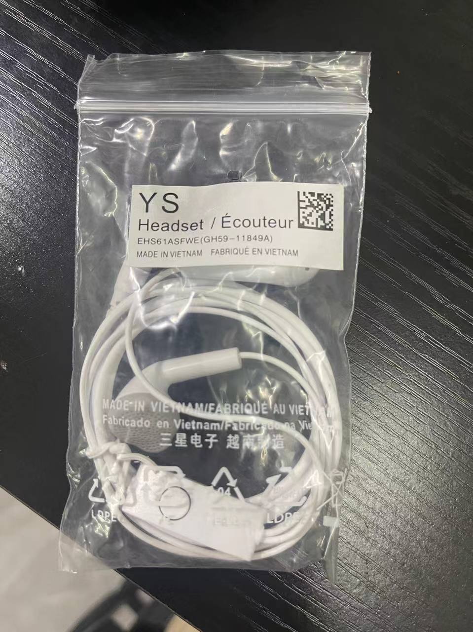 Adecuado para Samsung original S5830 auricular teléfono móvil control de cable C550 con micrófono auricular EHS61 altavoz magnético blanco 3,5mm