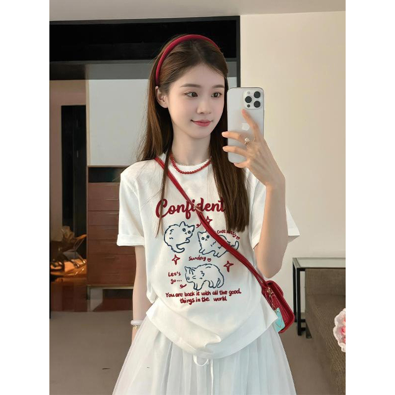 White short-sleeve T-shirt for women 2026! New summer half-sleeve loose-fitting pure cotton base shirt, super stylish top for women White short-sleeve T-shirt for women 2026! New summer half-sleeve loose-fitting pure cotton base shirt, super stylish top for women