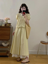 大码女装夏搭配一整套胖减龄奶乖炸街浅黄色娃娃衫蕾丝边套装裙