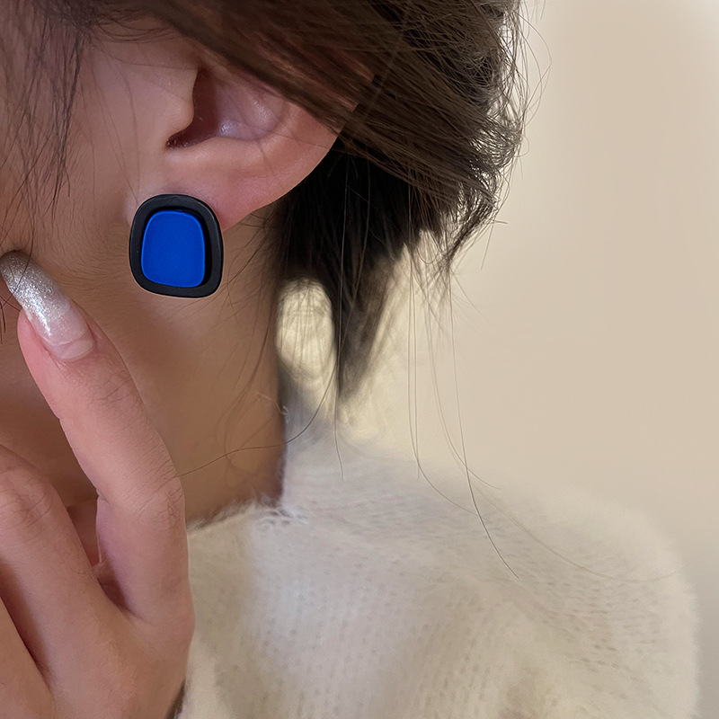fashion Klein blue portrait flower geometric alloy earringspicture5