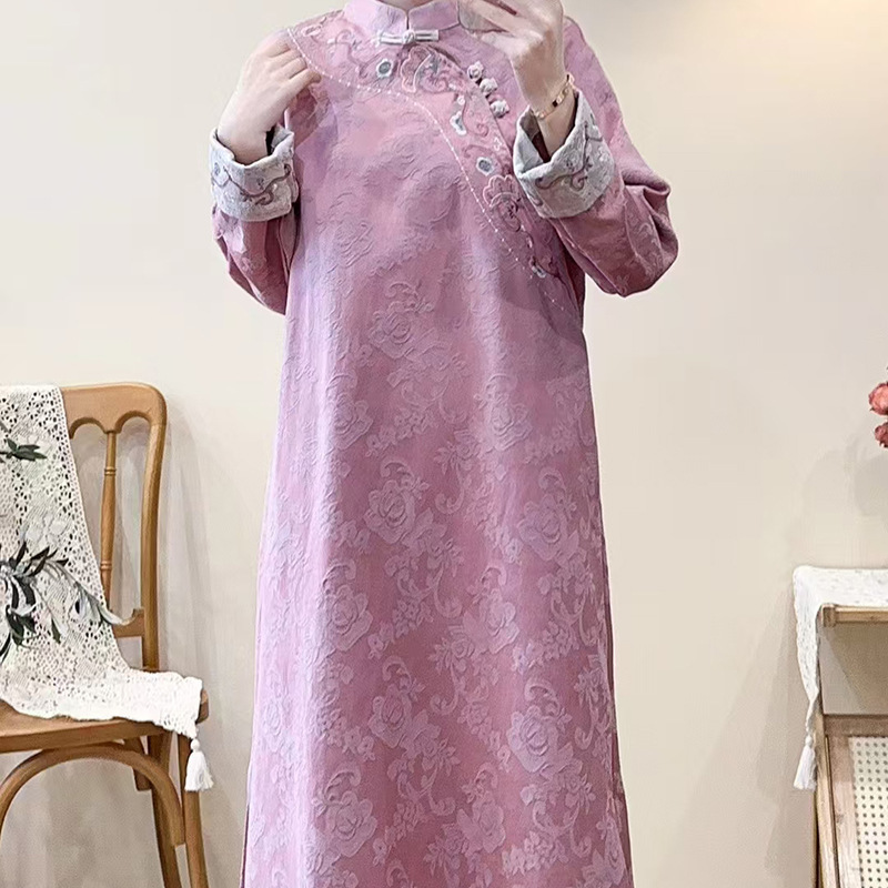 2024 Autumn Solid Color Cotton Linen Jacquard Chinese Style Long Dress Artistic Stand Collar Cheongsam Style Women's Dress 2024 Autumn Solid Color Cotton Linen Jacquard Chinese Style Long Dress Artistic Stand Collar Cheongsam Style Women's Dress