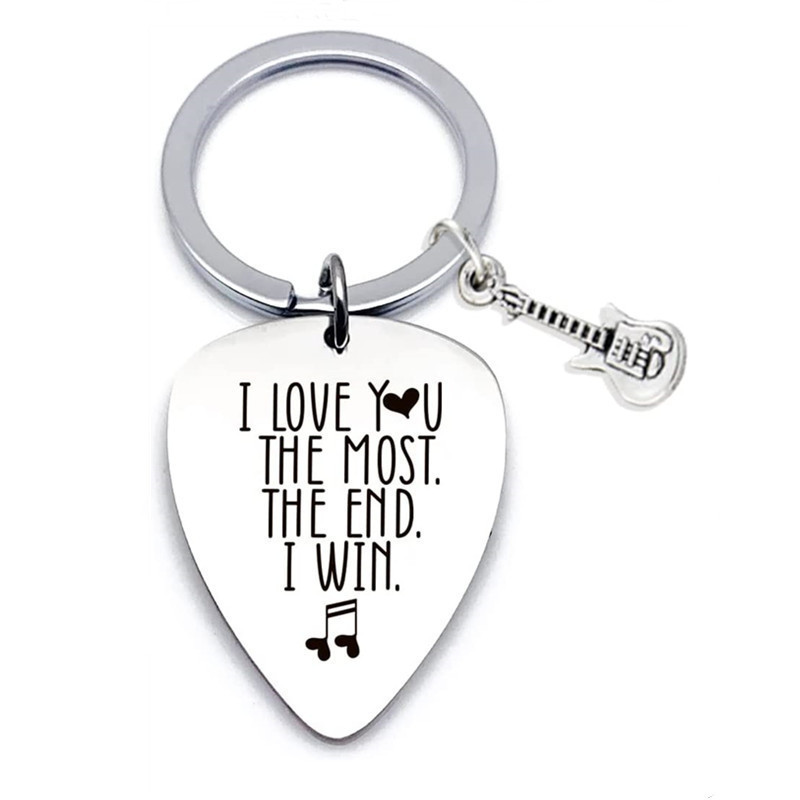 Cross-border new music lovers Best Love stainless steel guitar pick keychain holiday gift