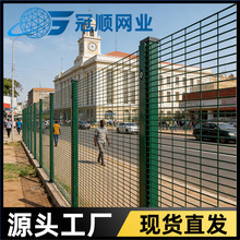 南非358密纹网密纹铁丝网防攀爬监狱看守所安全加密护栏防攀爬隔
