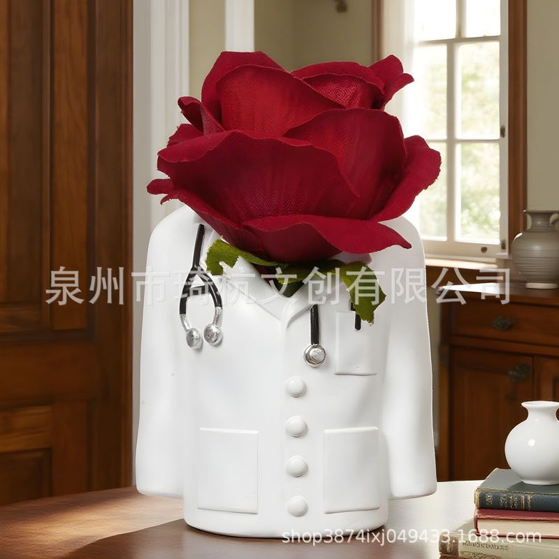 现代轻奢跨境创意白大褂笔筒客厅卧室插花干花容器树脂台面装饰品|undefined